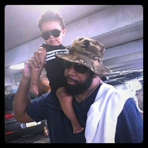 Meet your Posher, Curtis